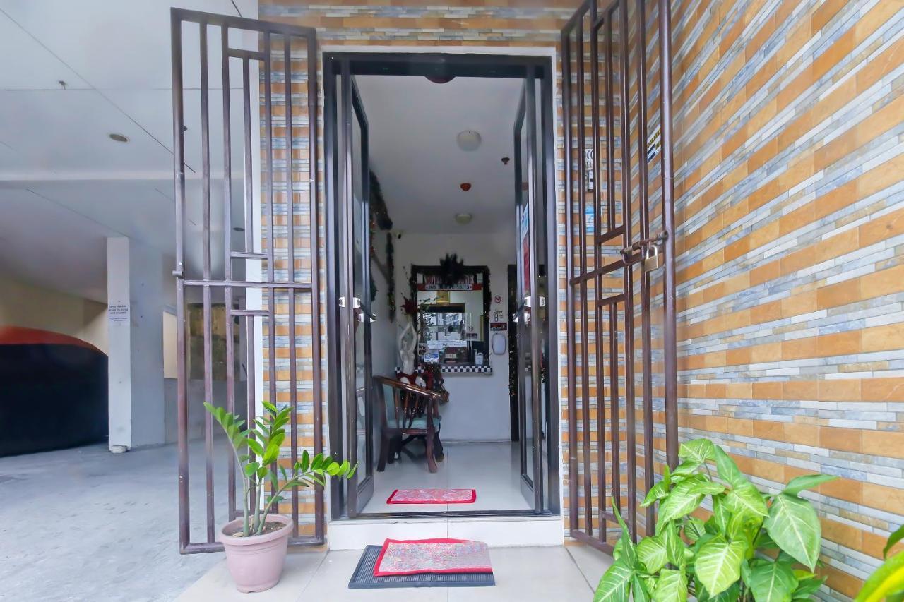 مانيلا Oyo 896 Silverio Suites المظهر الخارجي الصورة